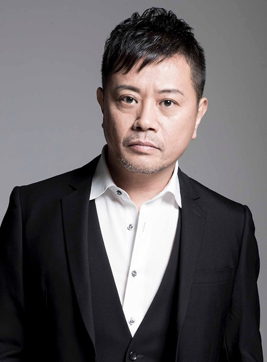 伊地知潔高 役：岩田光央